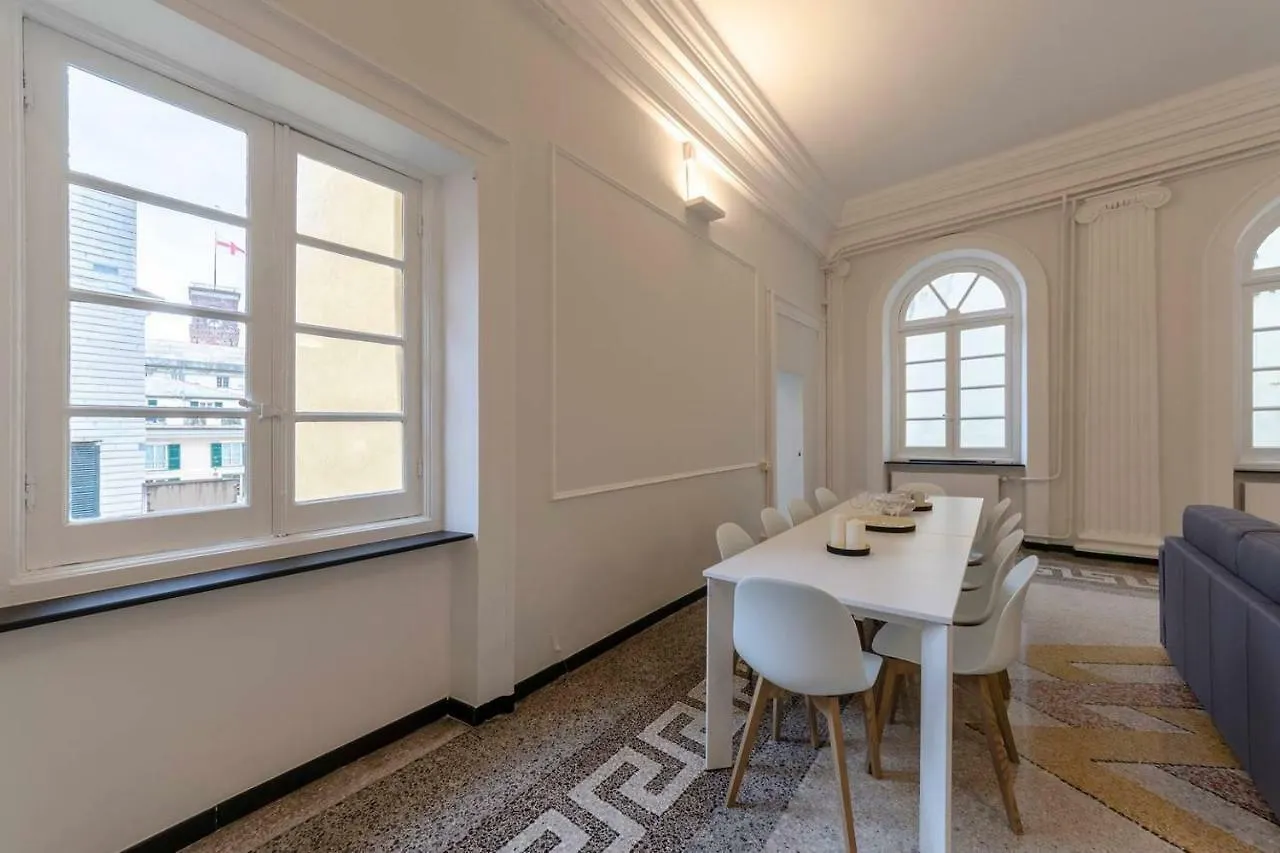 Апартаменты Joivy Elegant Flat For 7, In The Heart Of Генуя