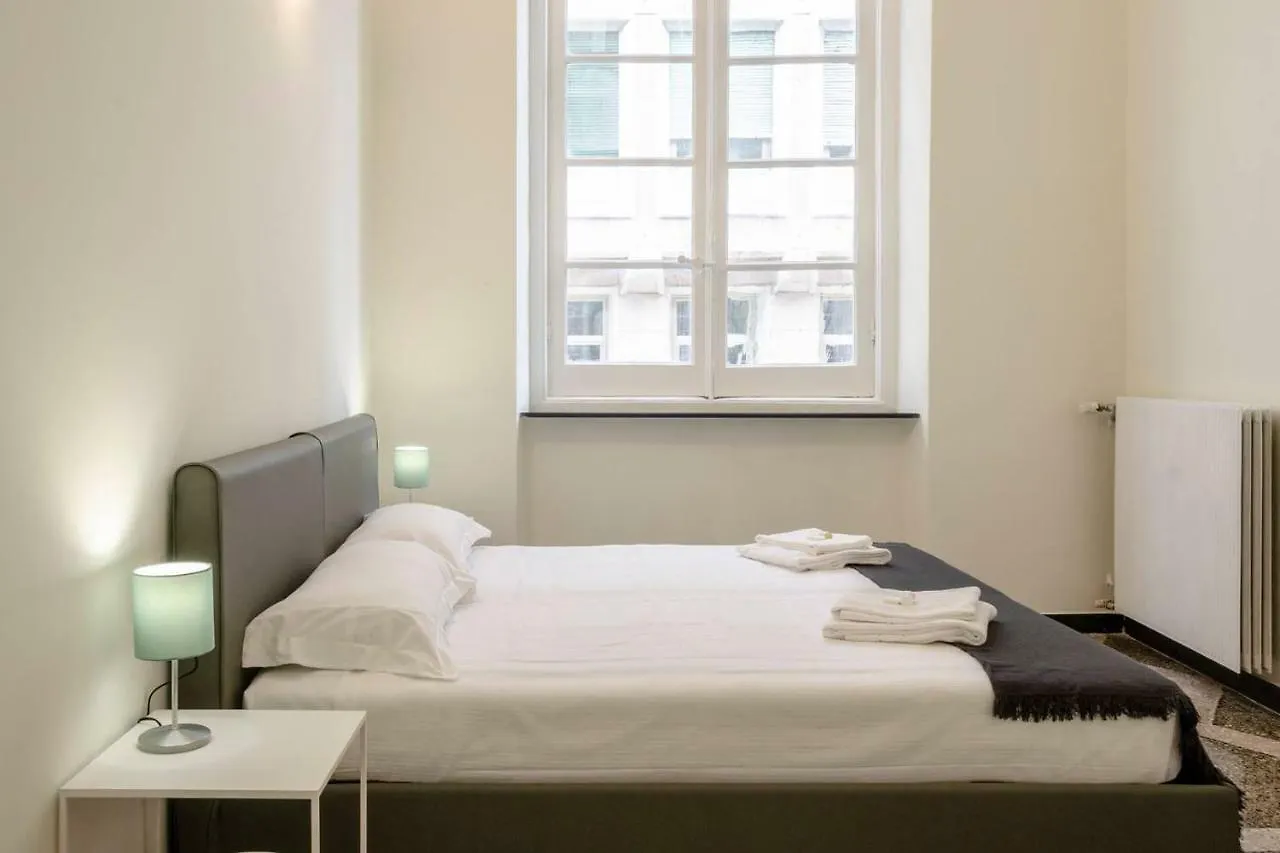 Апартаменты Joivy Elegant Flat For 7, In The Heart Of Генуя